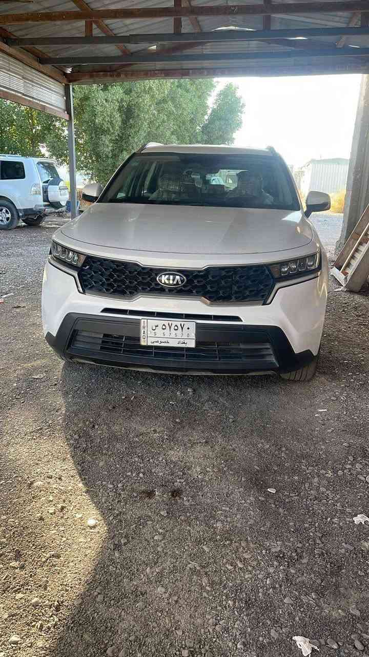 سورنتو مديل 21 امريكي 2500 جيتي لاين ماشيه 58  مكانه بغداد 
*********** حادثه جاملغ يم التاير فقط
