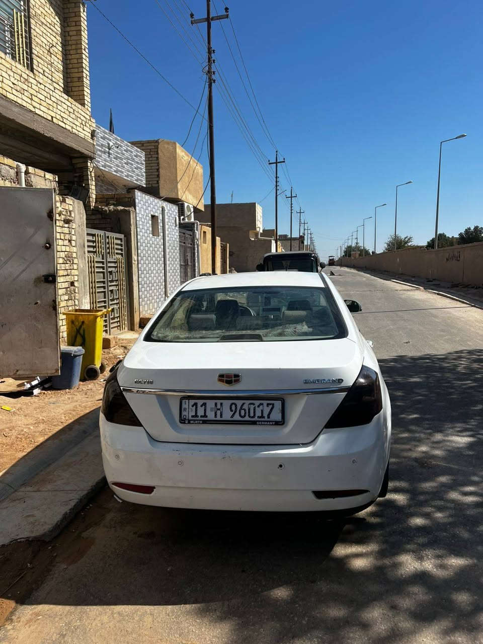 سلام عليكم جيلي ام كراند للبيع
سياره حلوه ورقم بغداد بسمي مكاني كربلا ***********
