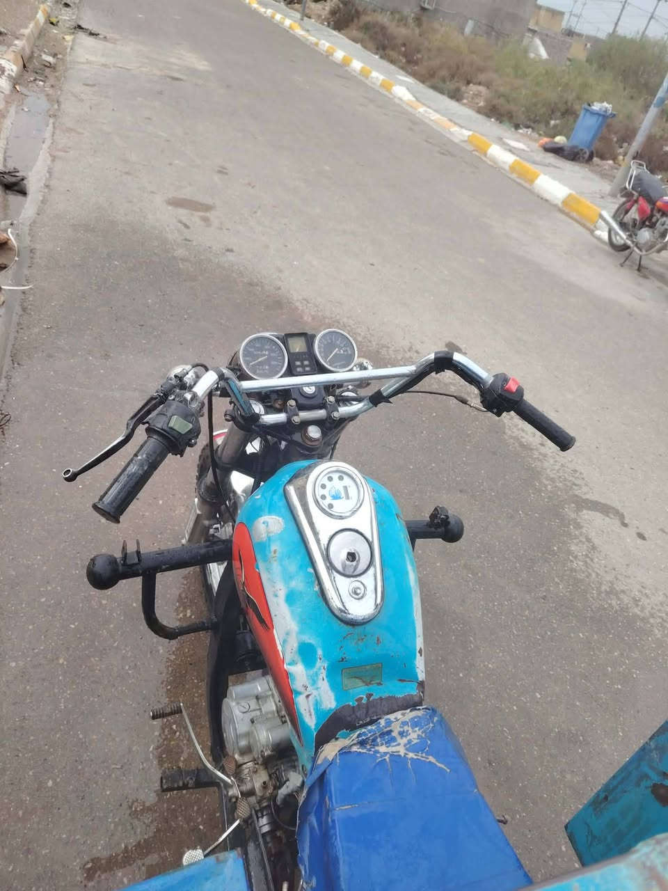 السلام عليكم ستوته للبيع موديل 19 اوراق كامله جاهزه من كلشي السعر 900 المكان واسط قضاء الحي***********
(مكلف بنشر)
