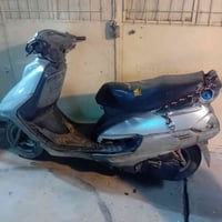 دراجه فراشه كل شيء شغال بها السلف هندر كهربائيات. للبيع 350 بها مجال 0...