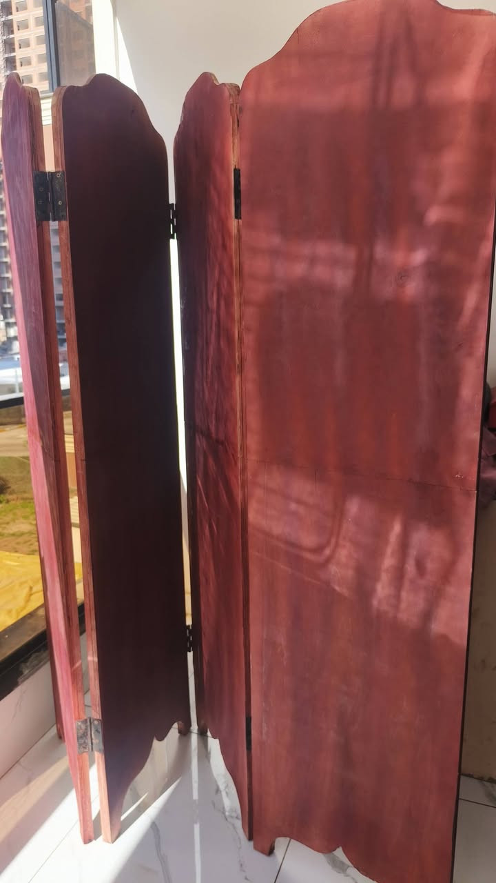 بارفان صاج من الطراز الاول يحتاج صبغ فقط  السعر ٣٠ ألف اربع بيبان كل باب ٥٠ سم والارتفاع ٢متر


**إذا كنت صاحب هذا الإعلان وتريد حذفه لأي سبب، رجاءا أرسل رسالة إلى الدعم الفني**