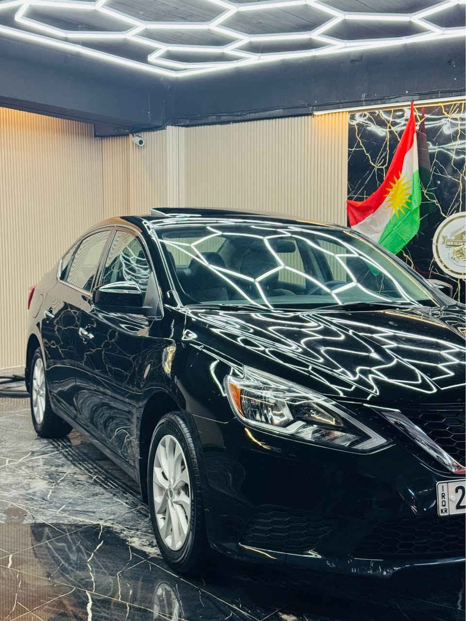 Sentra 2018 فول مواصفات

سەیارەکە فول مواصفاتە و زۆر جوانە و خاوێنە
سڵاید و بەسمە و شاشە گەورە 
ڕادار و کامل تحکمات سوکان

پێش و پشت کەپس
تەنیا یەک چەمەلەغی دواوەی بۆیاغە لەگەل پەلەیەک لەسەر سندوق
بێ ئێرباگە سەیارەکە

تەنیا 50 هەزار ڕۆیشتووە حەقیقی
گێڕ و مەکینە و ڕادار و بەردی گزۆز و هەموو شتێکی بەشەرت

سەنەوی تا 2030 تازەیە
——————————
***********
*********** رانية, السليمانية
