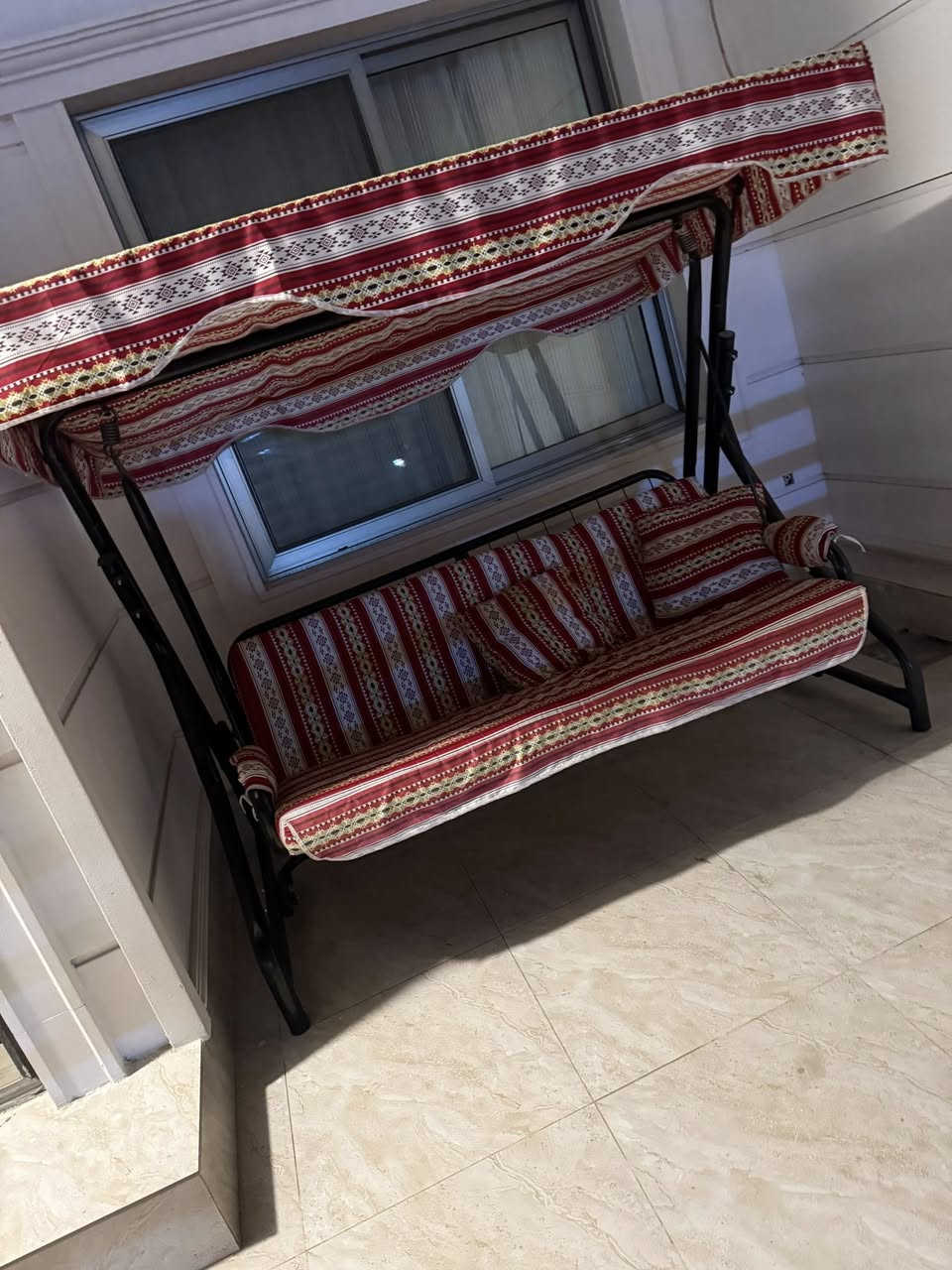 السلام عليكم من رخصه الادمن ااثاث جديد منزلي مكاني عينكاوه  ***********
