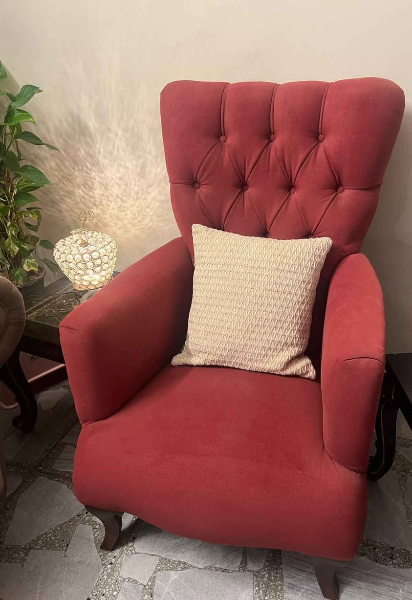 تخم قنفات تركي عشرة مقعد مع سيت طبلات تركي نظافه ٩٥٪. بغداد, العراق


**إذا كنت صاحب هذا الإعلان وتريد حذفه لأي سبب، رجاءا أرسل رسالة إلى الدعم الفني**