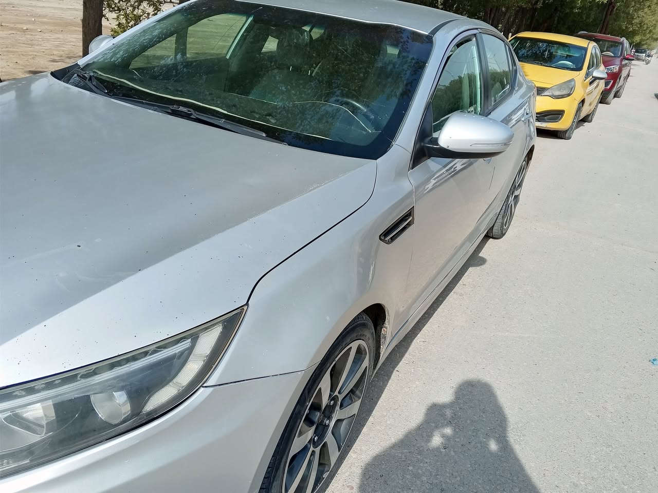 السلام عليكم
اوبتيما 2015 للبيع لا اقساط و لا مرواس
السعر 120 ورقة بي مجال للشراي 
مكانهة الحلة حي النسيج شارع الأقمشة 
حادث بالصور مرفق بالمنشور تبديل بنيد فقط
ماشية 230 الف مبدل مكينة قبل 6 سنوات من وصلت 160 الف يعني المكينة الجديدة ماشية حوالي 70 الف 
الحدادية تبديل جديد حتى الدبلات و قواعدهن جديدة و تايرات قبل شهر تخم جديد
تبريد و تدفئة ممتازة جدا 
السيارة بأسمي رقم بغداد مشروع وطني  
تعجبك السيارة تفضل وبالخدمة ما تعجبك اعبر المنشور بكلمة طيبة

***********
***********
متوفر واتساب على الرقمين 24 ساعة اي تفاصيل أو صورة أو فديو للسيارة تريد ارسلهن الك مباشر
