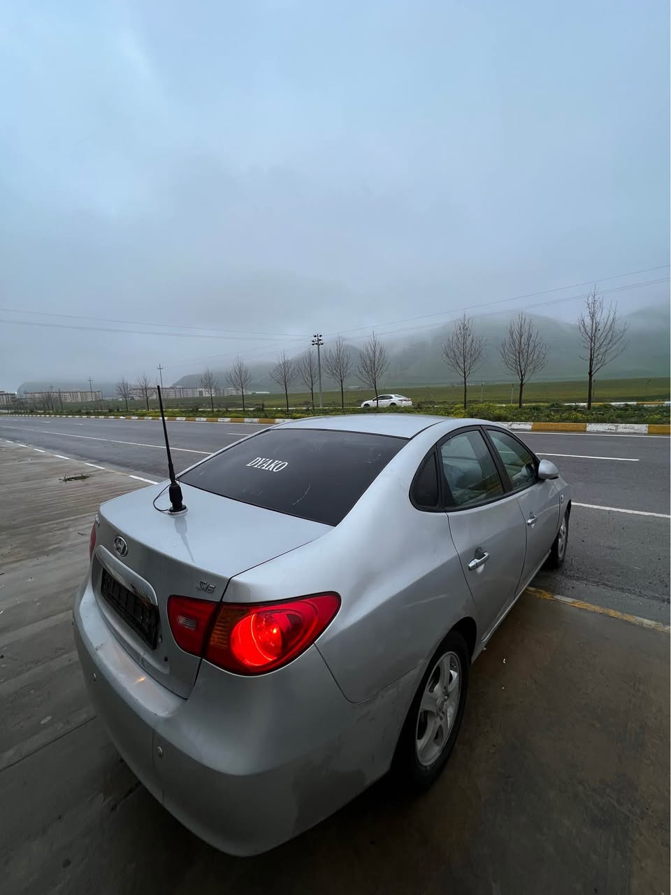 ئافانتی ٢٠٠٧ مەکینە مەرغوب ١٦ دکشن بەرز تەبریت لەمس ئاوێ نە شەفت کوشن جڵد و هیتەر ئاوێنە کارەبایی لایت رەش دەعامی بۆ دەعامی بە شەرت گێڕ و مەکینە بەشەرت خایس تەقە و رەقە بەشەرت داعم و لێدران بەشەرت. شوێن:ڕانیە. *********** سعر،٤٥ مەعامەلەیەکی برایانە📦🪬 رانية, السليمانية
