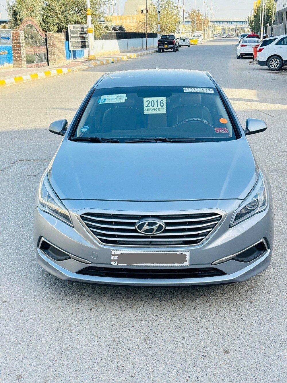 للبيع او مراوس سوناتا موديل 2016 رقم ذي إنكليزي صاعده هزه سنويه إصدار جديد لنهاية 2031 تحويل مباشر وارد أمريكي بيها جاملغ وبنيد بدون دواخل فخذه شاصي مكفولات  وبيها رشات بسيطه السياره جديده وجاهزه وحلوه مواصفات شاشه جبيره وكاميرا دواره انضمه قياده تحكمات استيرن ارضيه مفروشه جلد سقف كنتاره ويل كب وباقي الموصفات المعروفه محرك 2400 مبدل طابوكه لا تبخير ولا تنقيص كير تبريد ثلج توني مسويه حداديه زينه السياره جديده وماشيه 168 حقيقي مكان السياره الناصريه 
السعر (106) وبيها مجال لشراي 
***********