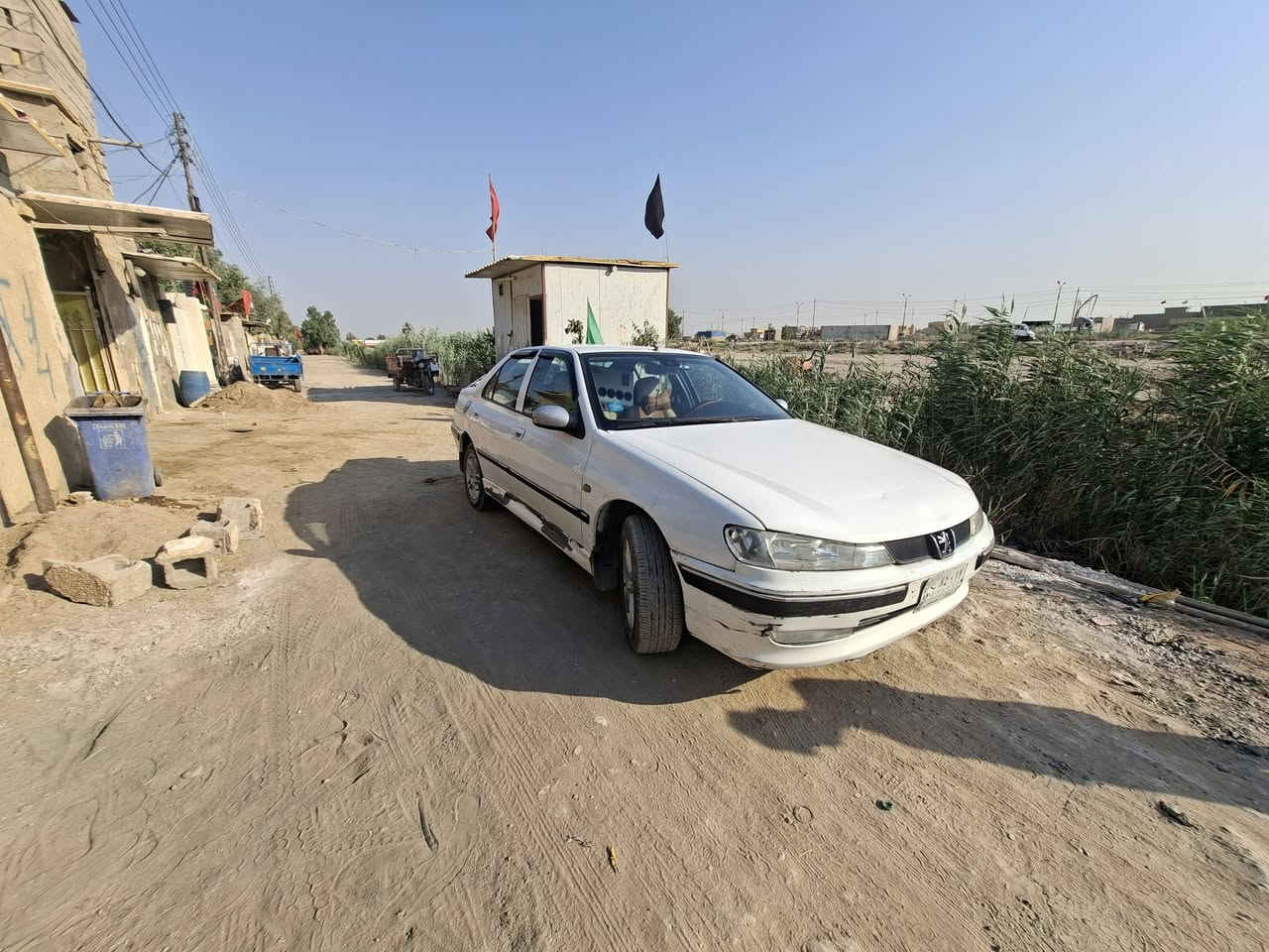 سلام عليكم بيجو الييع فرنسي سياره خير من الله مال بيت حداديه جديده خلي امامي سياره جازه شغل وطولع تبيريد هايبرت عل باتري تبريد ثلج وتجي وتشوف بعيتنك عنوان سياره بغداد ناحيت لوحده غرب مجمع بسمايه ***********
