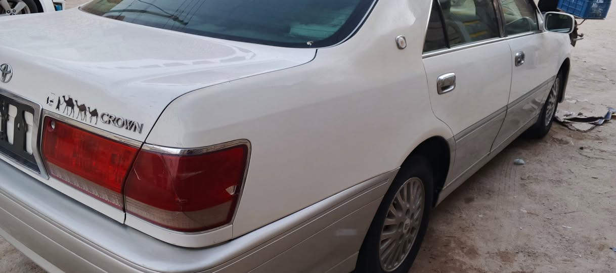 ملكه ادوات كصه جنطه بيه براص، خرطه بتشغيل فقط مكينة D4 الزغيره سياره جديده كلش رقم انكليزي بصره وسنويه عاج حفر متومه ومطابقه العنوان سوق الشيوخ السعر قفل من الاخير بدون دهره 27 (***********)
