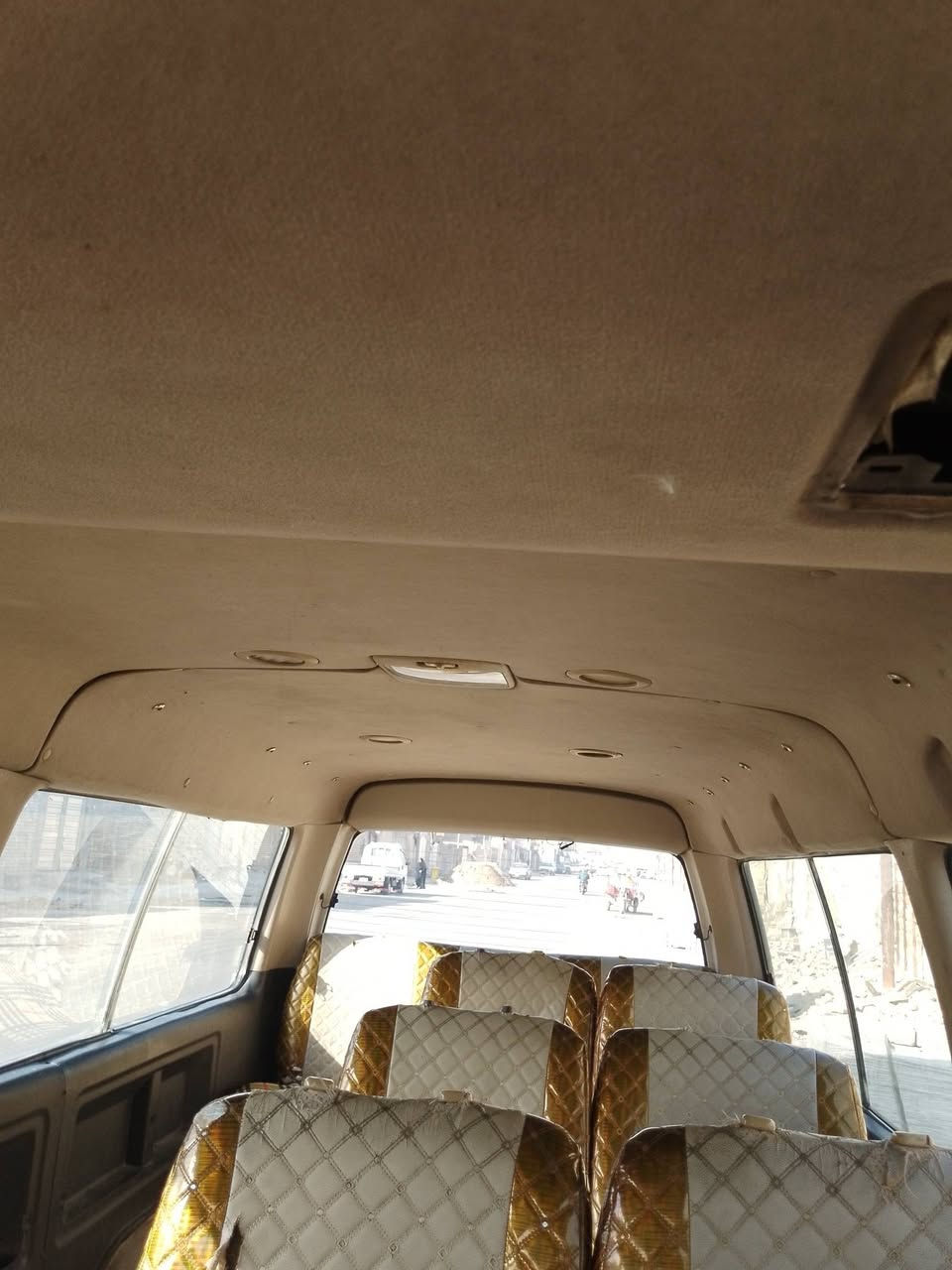 السلام عليكم سياره للبيع عليها غرامات ما اندل راعيه مكينه ونجي خير من الله  المكان  بغداد العبيدي سعرها 30 ورقه وبيها مجال رقمها الماني بغداد سنويتها تفاصيل الاستفسار ***********
