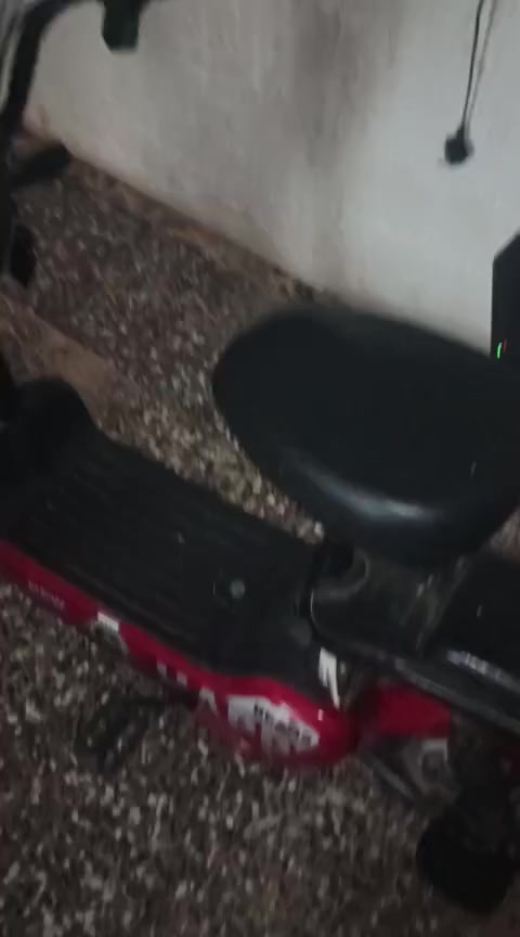 سلام عليكم دراجة شحن جديدة عوزهة باتري مكاني بغداد حي البتول الزراعي سعر 300 مجال بصيط جدن


**إذا كنت صاحب هذا الإعلان وتريد حذفه لأي سبب، رجاءا أرسل رسالة إلى الدعم الفني**