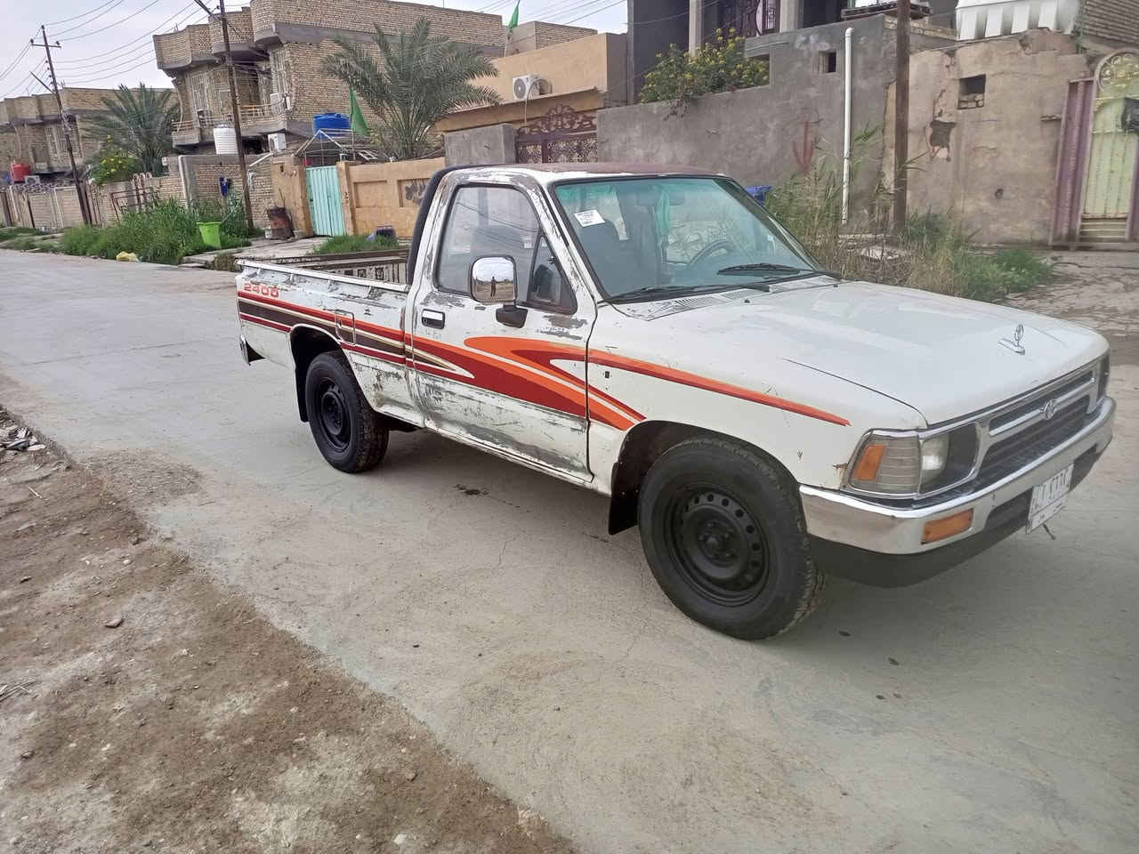 للبيع بيكم تيوته موديل 89 رقم ميسان مشروع وطني تحويل ثاني يوم سنويه الغاية 2028 مكينة وكير حداديه شاصي مكفول كهربائية ودوشمه جديده تخم تاير  سياره جاهزة كل نقص ما بيه مكان الناصريه قضاء الرفاعي رقم الهاتف ***********   *********** سعر 40 بيه مجال بسيط
