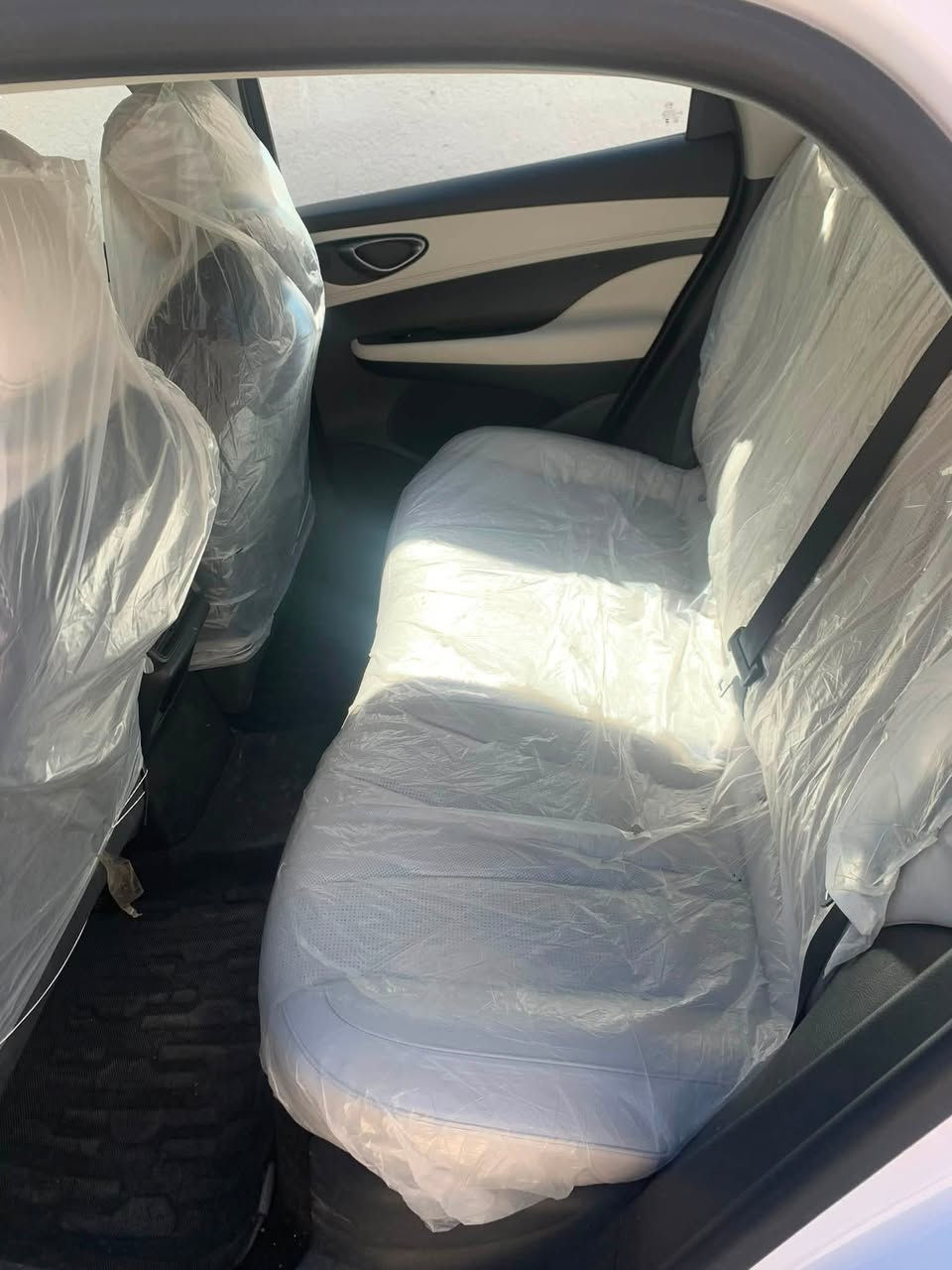byd seal 05
موديل 2025
ماشيه22 الف 
بيها طخه بالجاملغ موضح بالسونار 
السعر 19.000.000 بيها مجال بسيط 
مكان السياره بغداد الاعظميه 
الهاتف: ***********
