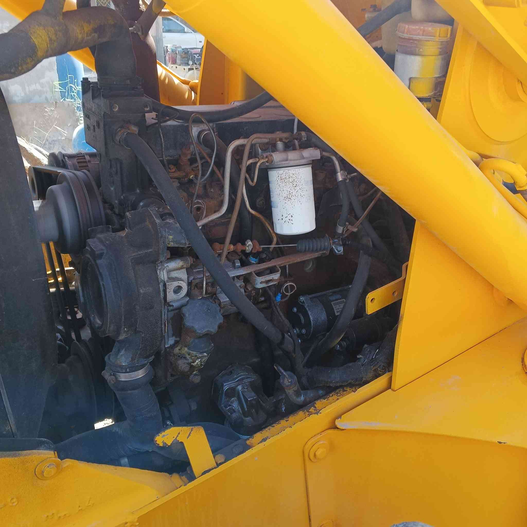 جي سي بي فور ويل رقم بغداد فول مواصفات جاهزة موديل  2000 مكان بغداد  ***********  الشراي يتصل والي بس يسولف ما لي خلك للجذاذبة فدوة الكلبك احنة ناس اصحاب عمل
