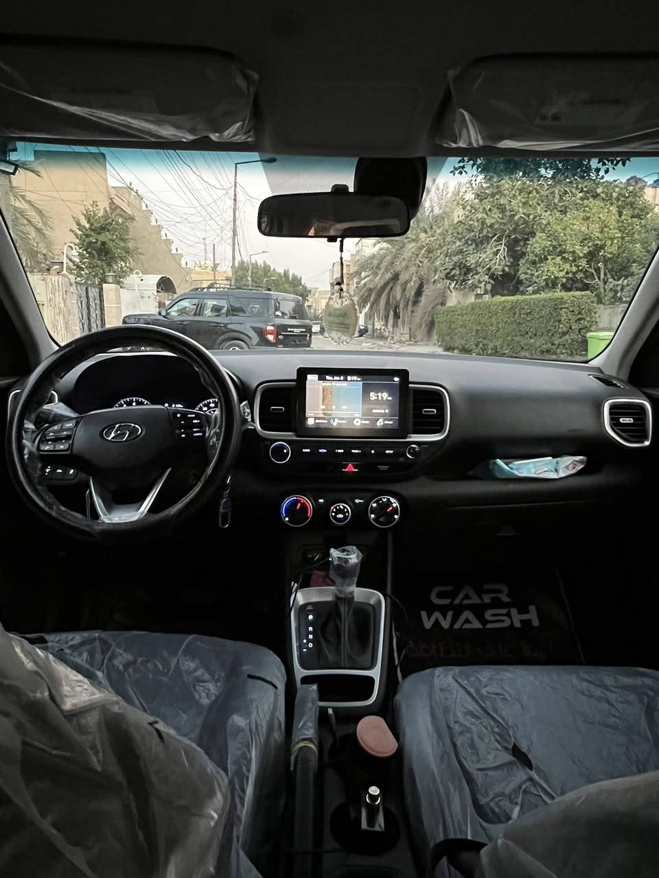 هيونداي فينو
لون اسود
شاشه كار بلاي
موديل 2022
تحكم ستيرن  
كاميرا خلفية 
لل استفسار عن السعر.            ***********
رادر مسار
ماشيه 60000 ميل
