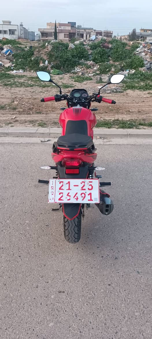 ماتور RK مکینه 200cc.ژماره کاتی هیچ شتیکی نه گوراوه.مودیل 2025 نرخی 12 ورقیه.زور زور خاوین و بی عیبه. ژماره کاتییه فعص و هزه ی بو کراوه.بس ماوه ..ژ.م *********** أربيل, العراق
