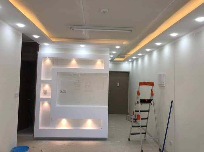 سلام عليكم لدي كادر عمل صبغ منازل واجهات 

صبغ حديد 
جبس بورد سقوف ثانويه ورق جدران بديل خشب بديل رخام نشتغل داخل بغداد فقط ه‍***********
