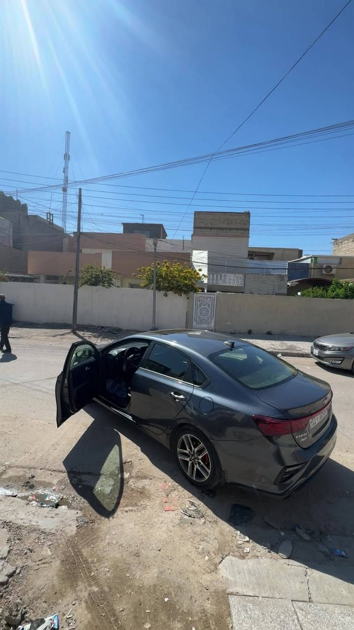 السلام عليكم
فورتي جي تي لاين 2019 s

مكينه 2000 دوش السيارة فول موصفات من عدة البصمة رادار امامي خلفي تحديد مسار مثبت سرعة فتحة سقف فول للخير السيارة ماشيه ٨٠ مكاني البياع
السعر 125 وبيه مجال
***********
