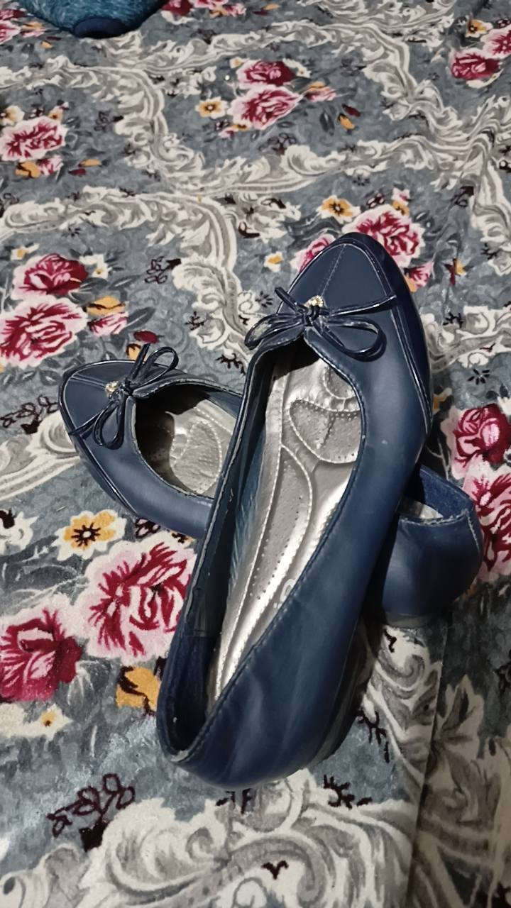 احذيه جديد مامستعمل بس واحد بيهن مستعمل


**إذا كنت صاحب هذا الإعلان وتريد حذفه لأي سبب، رجاءا أرسل رسالة إلى الدعم الفني**