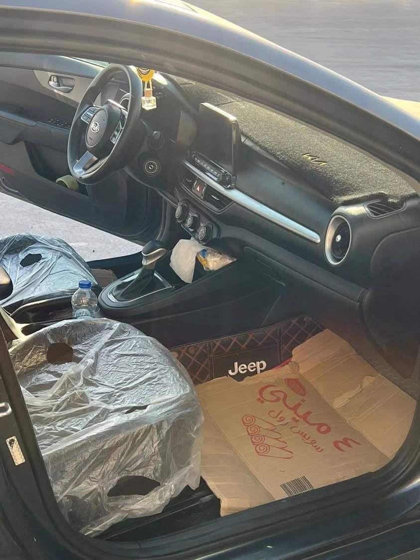 سلام عليكم للبيع او مراوس بكيه حمل 
موديل 21 
بيها 3 قطع 
كير محور at 
ماشيه 80ميل 
سعرها 115 واسط صويره


**إذا كنت صاحب هذا الإعلان وتريد حذفه لأي سبب، رجاءا أرسل رسالة إلى الدعم الفني**