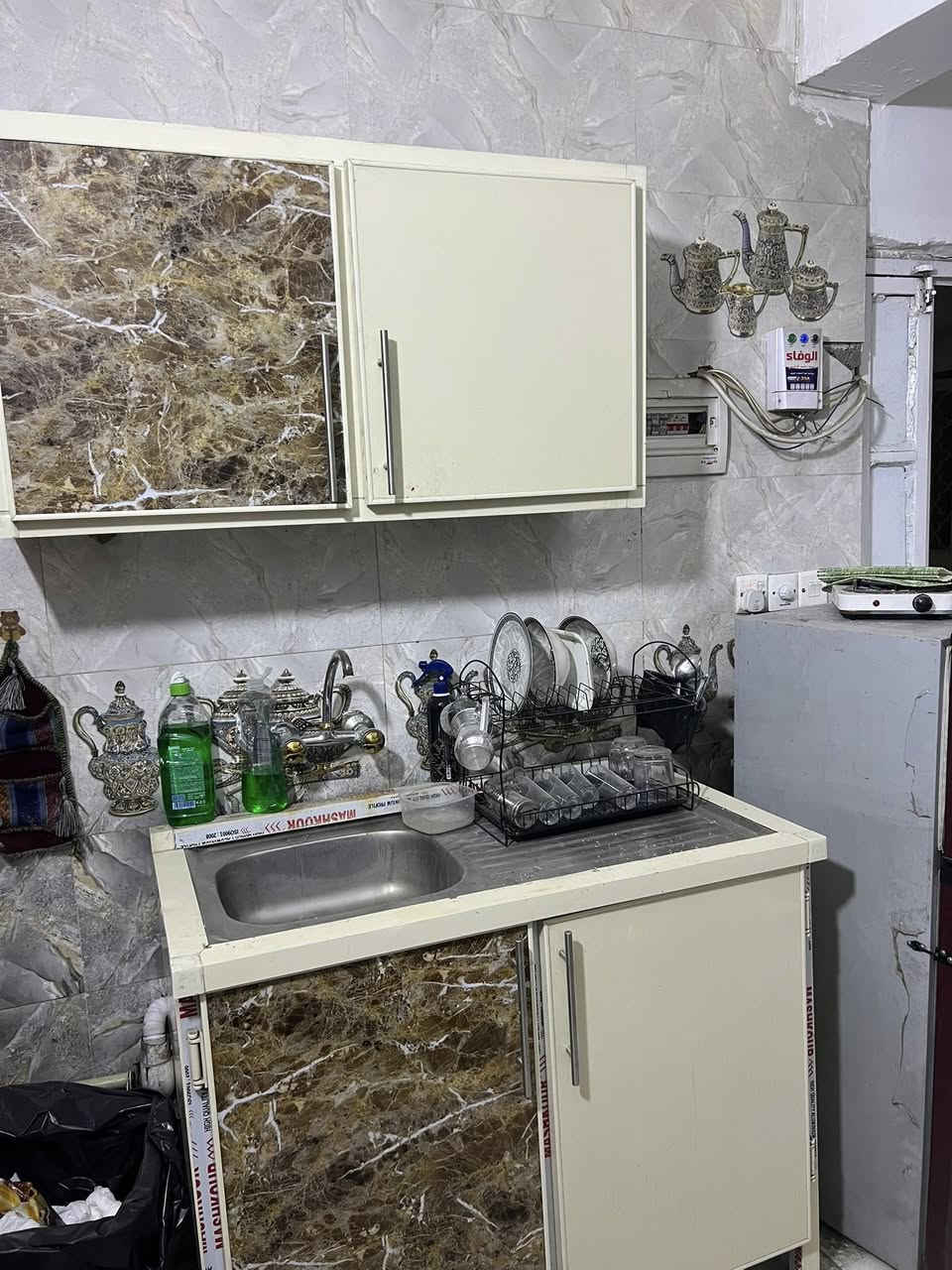 جربايه نفرين مع دوشك وميز تواليت ومرايه 100 وكاونتر 100 وتخم 100 مستعجل ع بيعتهن نضيفات مكاني صليخ ***********
