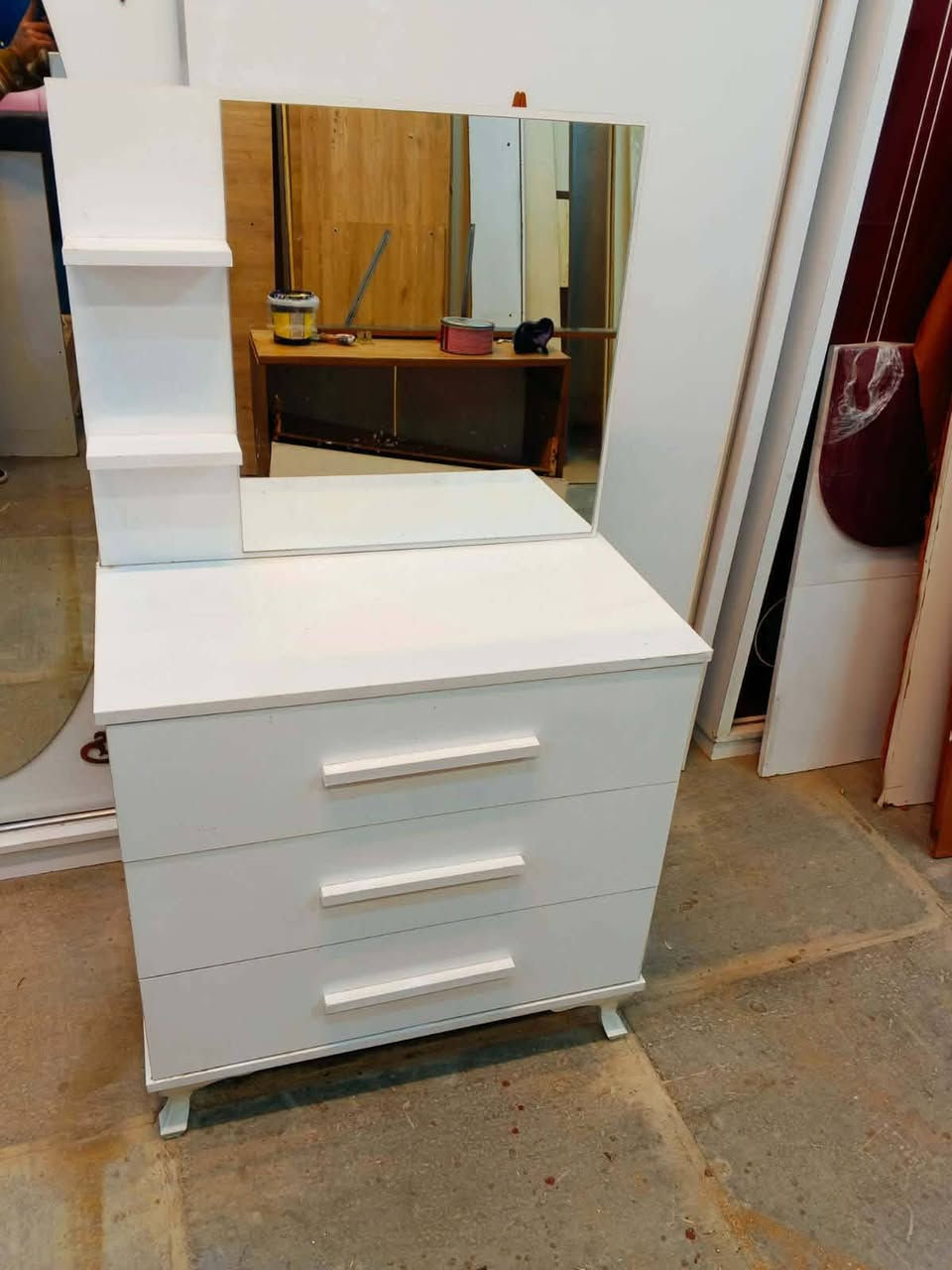 غرفة نوم  شبابيه🇹🇷
 نضافة 90 ٪💯فول نضافه
عدد القطع / 5
نضام / سلايت💢
سعرها 400/425 قفل💸
شد ونقل داخل بغداد مجاني🚛
يوجود توصيل محافضات 🚛 حجز واتساب فقط ***********
