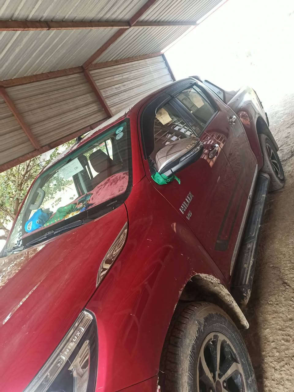 السلام عليكم ورحمة الله وبركاته  هايلوكس موديل 2019 مكفوله كفاله عامه ماشيه 109 سياره بعده جديده  السعر ب 325 وبيه مجال  للستفسار الاتصال ***********
