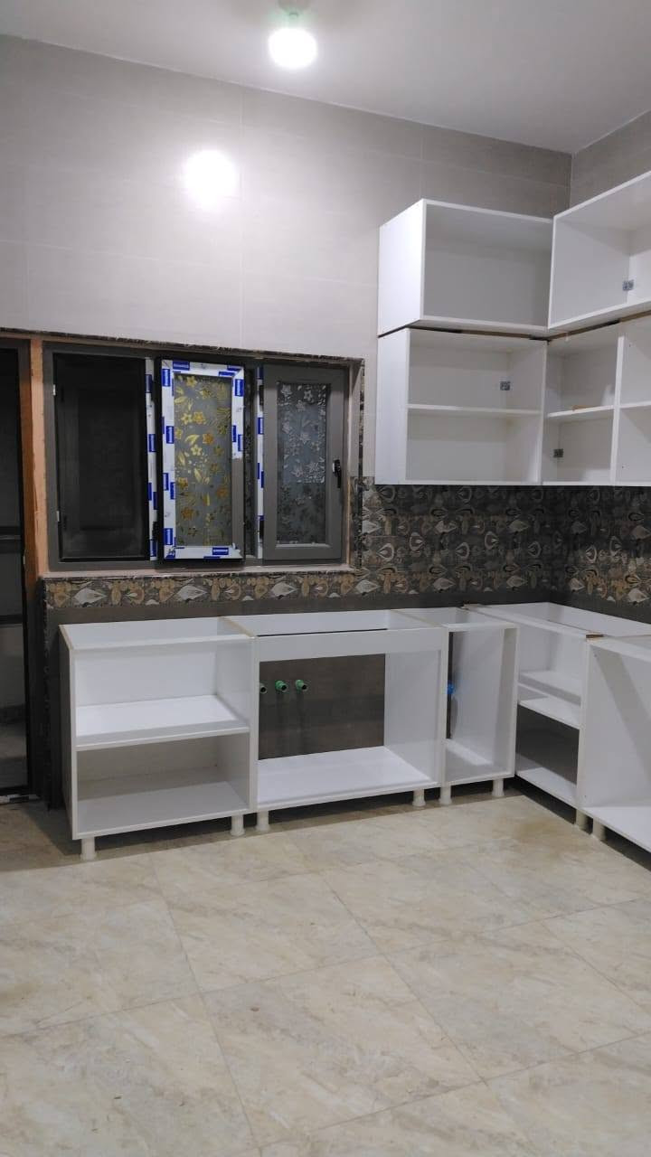 هيكل مطبخ مستعمل قليل (ام دي اف MDF) طوله اكثر من (10 م) ثلاث طوابق، كان مثبت على الحائط و الان تم فتحه
هيكل مطبخ داخلي MDF مستعمل
العنوان :البصرة/ الحكيمية / قرب مقبرة الأنكليز

الهاتف : ***********
            ***********

السعر : 700 الف دينار
هيكل مطبخ مستعمل قليل (ام دي اف MDF) طوله اكثر من (10 م) ثلاث طوابق، كان مثبت على الحائط و الان تم فتحه
