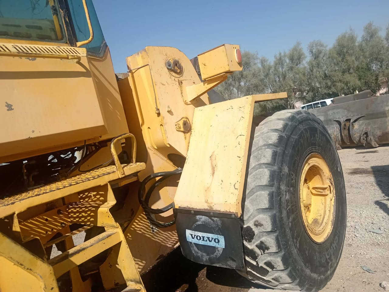 للبیع حجم 120Cمودیل 97بدون رقم 
***********
