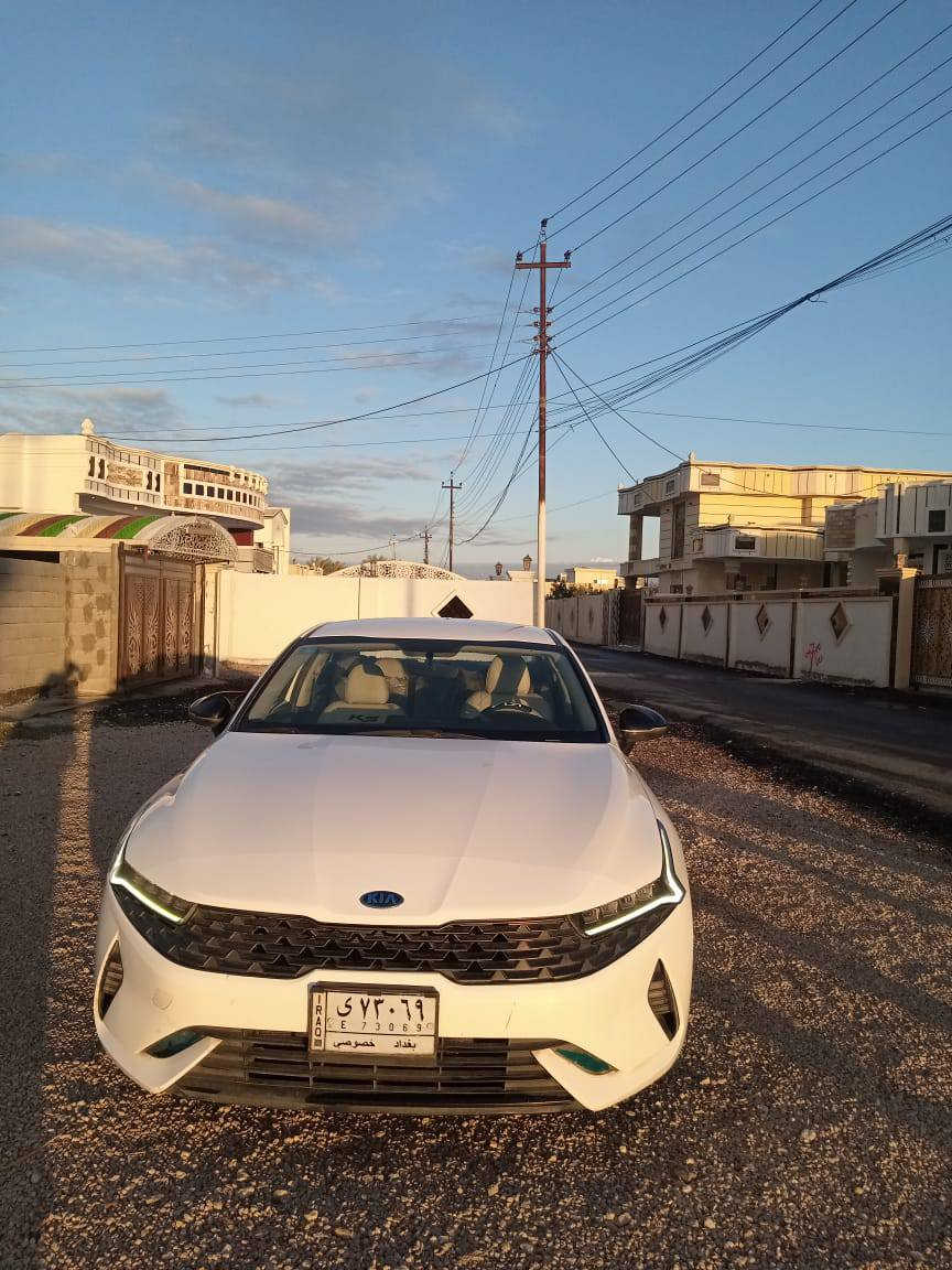 كي فايف موديل 2021 للبيع
السياره مكفوله كفاله عامه 
فول موصفات ما عده البصمه 
الاستفسار عل هذا الرقم ***********
