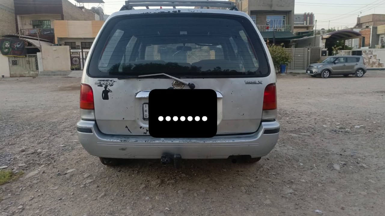 سيارة نيسان ستيشن موديل 91 
سيارة بسمي رقم نكليزي رقمها بغداد
المحرك بي خيط بخار و سيارة جاهزة
 السعر 35
 العنوان بغداد
رقمي ***********
