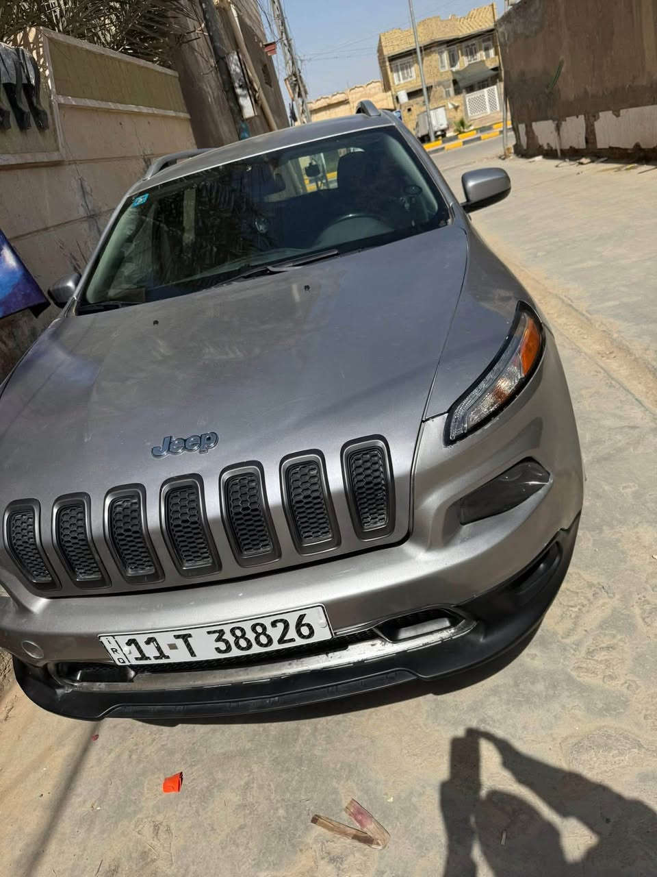 جيب بزون شيروكي
موديل 2018 وارد امريكي 
رقم  بغداد 
 ألماني باسمي تحويل ثاني يوم سنوية 2030 
ضربه جاملغ ودعاميه الاماميه 
محرك 3200 فور ويل دفع رباعي  6 سلندر 
تشغيل عن بعد 
بيبان بصمة 
كير  اوتماتيك  وعادي 
تبريد خير من الله 
حدادية كامله 
كير ومكينه ضمان عشر سنوات 
كامره خلفية شاشة كبيرة
اربع انظمة للقيادة 
اشارة ترحيب 
السيارة جاهزة من كل شي 
بيها طخات وظربات بسيطة 
سياره فول مواصفات عدا الفتحه 

اي نقص مابيه بعد 

السعر 110

للاستفسار ***********   واتساب  سوق الشيوخ ذي قار
