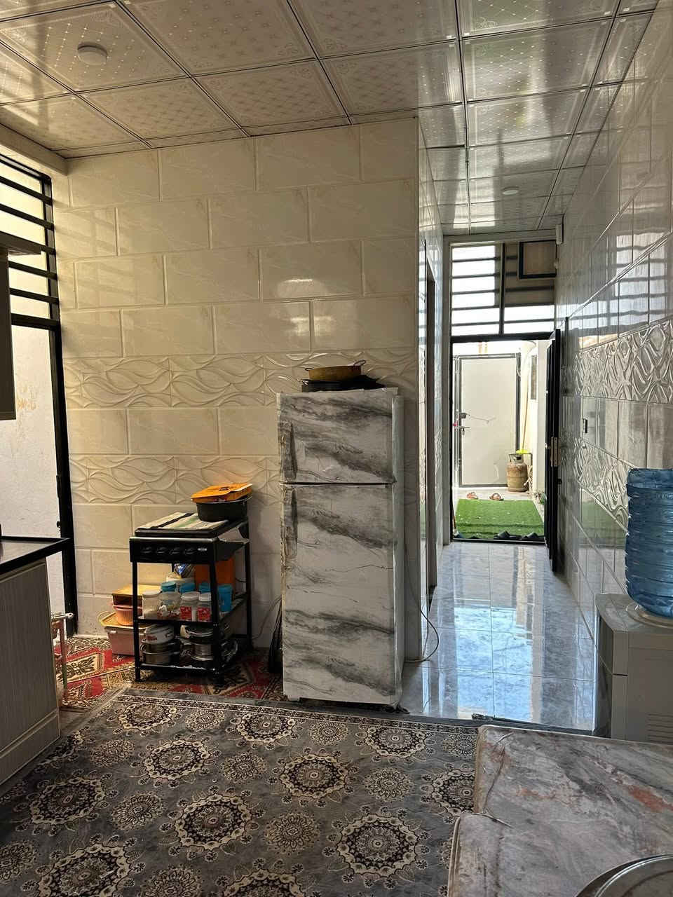 مكتب اكرم الحاتمي للعقار   ***********
==================================

    دار للبيع  المساحة 100 متر طابو صرف 

حي ميسان قطاع  24 عرض الشارع 12 متر 

==================================

يحتوي ع/ غرفة وصالة ومطبخ وأستقبال 

وصحيات داخلية وخارجية ومكشوفة وطارمة 
 
      بناء طابوق والسقف صب كونكريت 

     البيت جديد على شارع 12 متر تبليط 
             
          السعر  125 مليون  وبي مجال 

للاستفسار الاتصال بالرقم *********** وات سآب 

                او مراجعة المكتب 

         عنوان المكتب/ اكرم للعقار

          النجف الكوفة حي ميسان 

     شارع الكيات مقابل اسواق حليم
