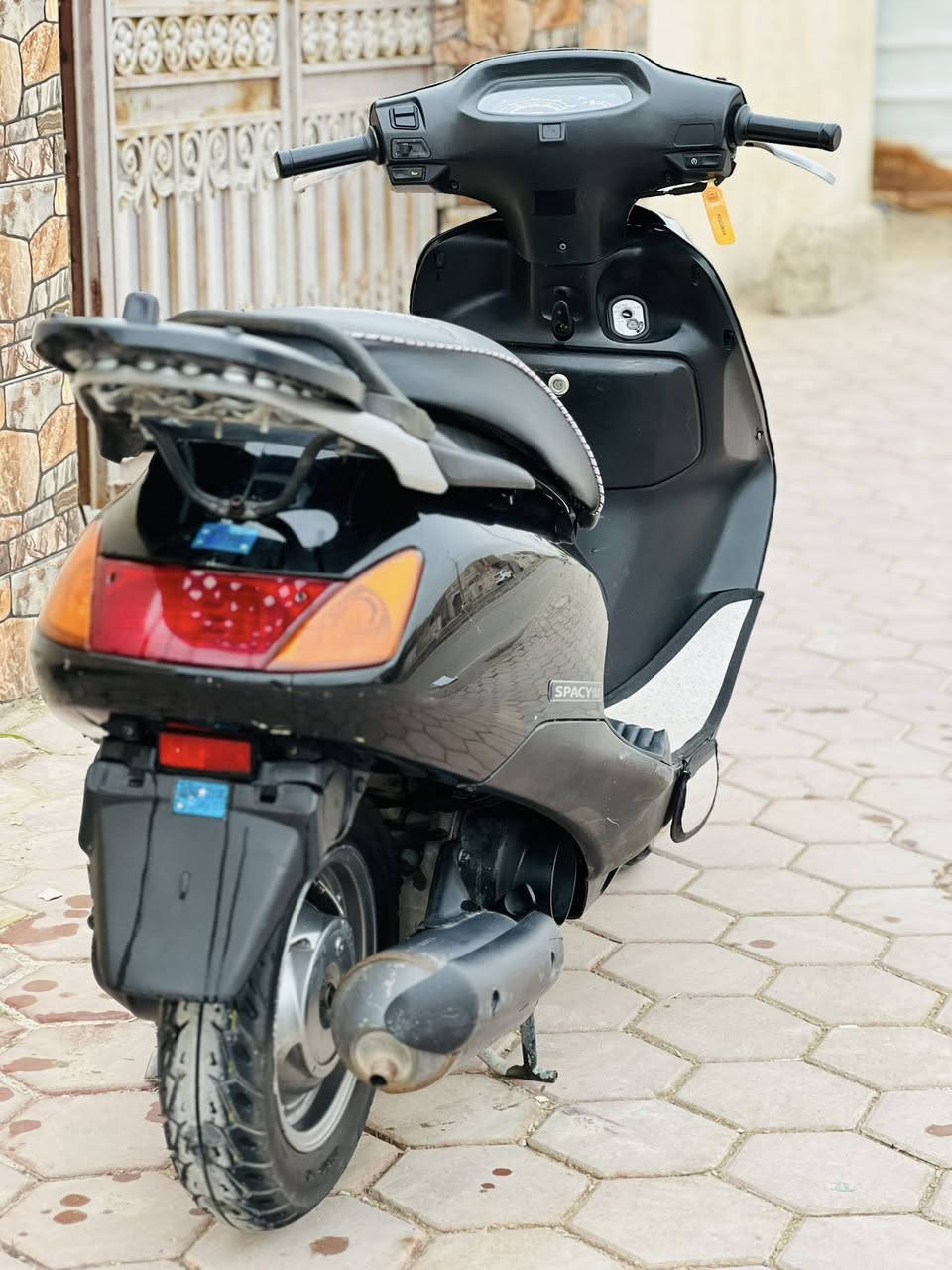 السلام عليكم
للـــبيع دراجه سبيسي ياباني 
مكينه مامفتوحه ابد 
مكينه ناعمه 
نضيفه كلش كهربائيات كلها شغاله 
مابيها أي نقص 

للأستفسار ***********–***********
