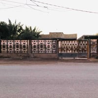 دار للبيع مع مشتمل الدار يحتوي ع 2 غرفة نوم وصالة جبيرة ومطبخ واستقبال...