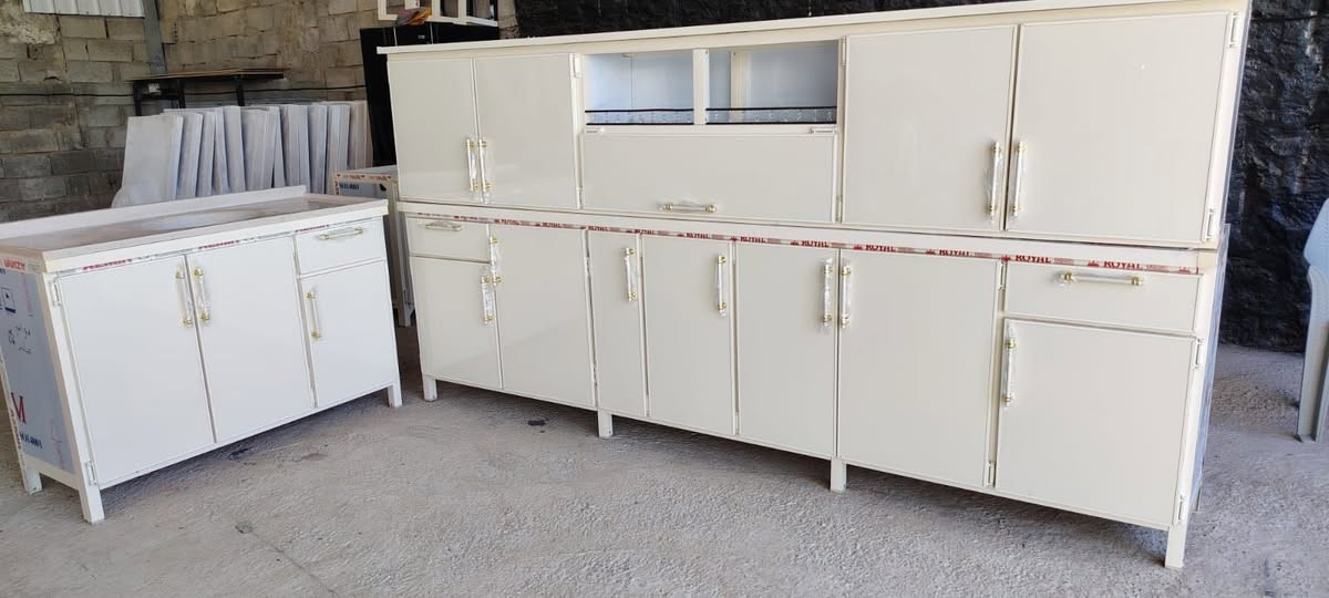 السلام وعليكم يقدم معمل الرحمه احدث التصاميم كانترات جمله مفرد عدنه توصيل  عم عدنه نشتغل حسب الطلب  لستفسار صفحه او رقم ***********
