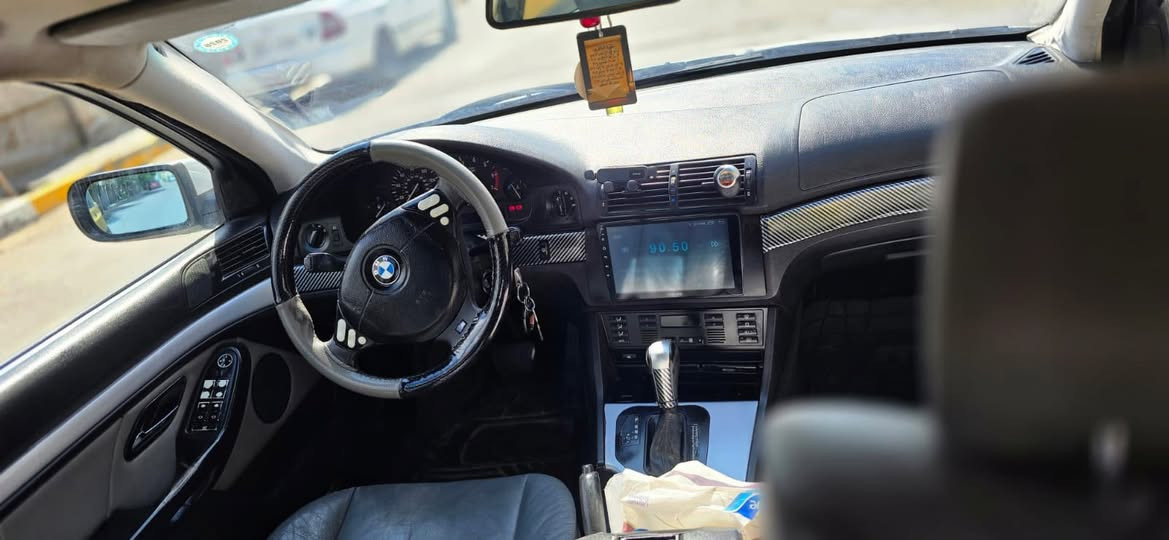 🚘🔥 للبيع BMW E39 528i صقر — موديل 1999 رقم أربيل الجديد 🔥🚘

BMW 5 Series (E39)

سيارة مرتبة ونظيفة، مواصفات كاملة وحالة ممتازة ✨

🔹 أصل السيارة 528i
🔹 محرك 3000 دبل فانوس — عزم وأداء ممتاز
🔹 فتحة سقف
🔹 مرايا كهرباء + شفط
🔹 كشن جلد كهرباء للأماميات
🔹 تحكم ستيرن شغال بالكامل
🔹 مثبت سرعة
🔹 دركة M
🔹 ويل M
🔹 دعامية M سبورت

✅ تبريد ثلج
✅ كهربائيات كاملة بدون أي نقص
✅ السنوية تنتهي 2030
✅ السيارة بيها فقط 3 قطع صبغ بدون أي ضربة
✅ السيارة جاهزة للفحص

💎 سيارة راحة، هيبة، وثبات بالطريق.

💰 السعر: 96 ورقة قابل للتفاوض
📍 الموقع: بغداد
📞 ***********
