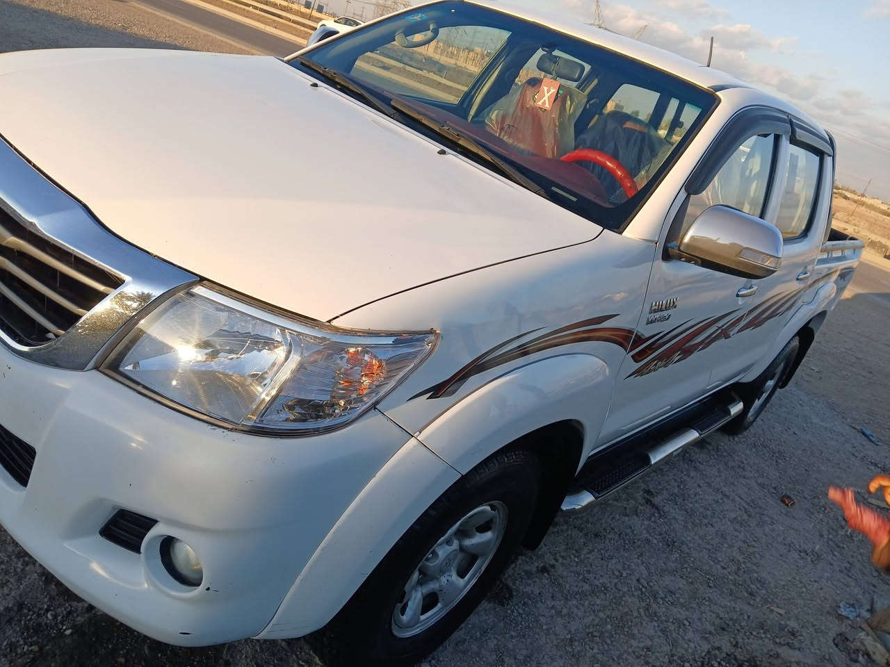 سلام عليكم تيوتا فور ويل موديل ١٤ اوتوماتيك مكفوله سياره ماشيه ١٦٥ حقيقي تحويل مباشر بأسمي سعر ***********
