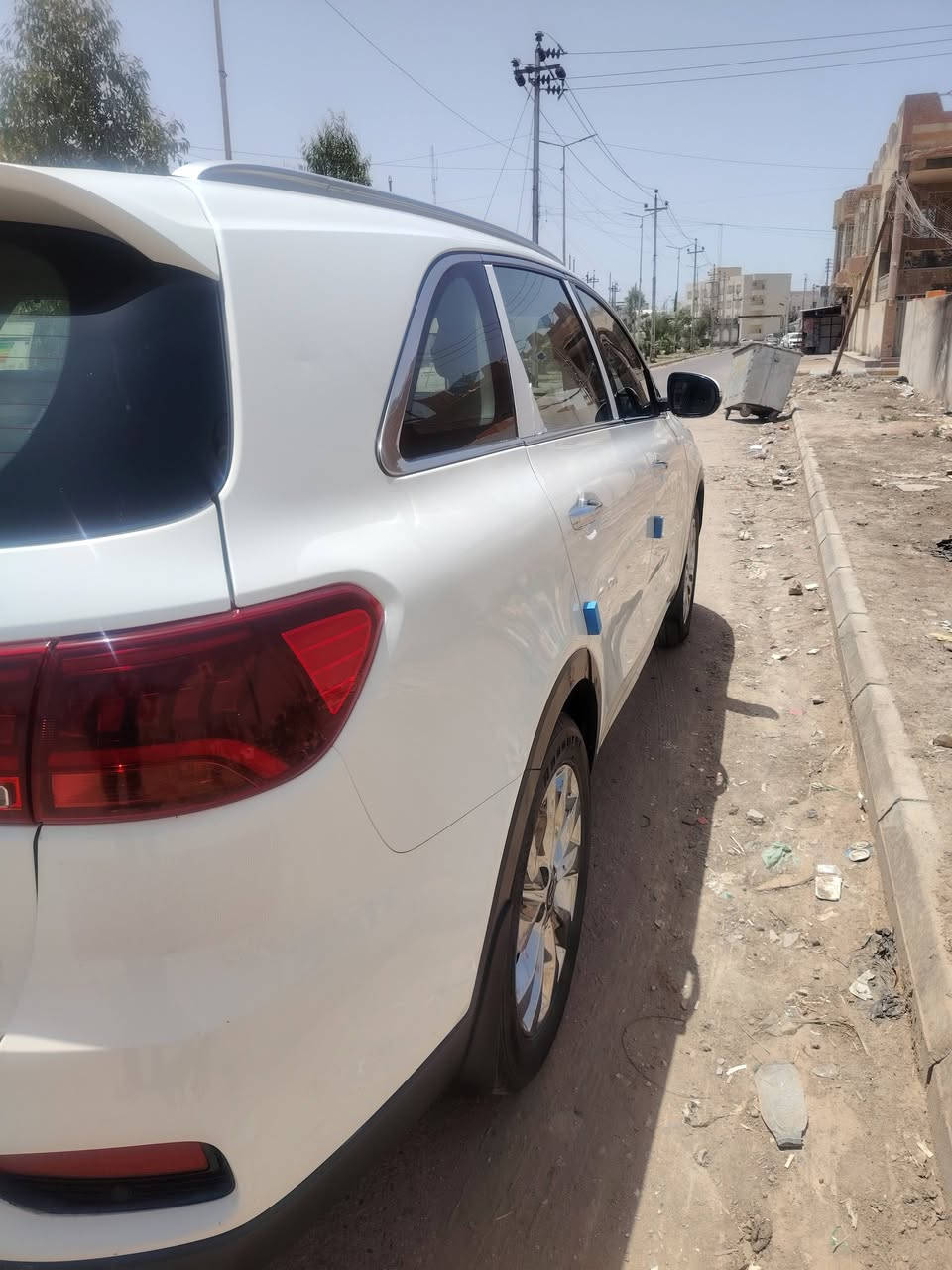 السلام عليكم سورنتو 20 خليجي فول ذي قار بسمي بيه حادث خفيف  *********** سعرها 185
