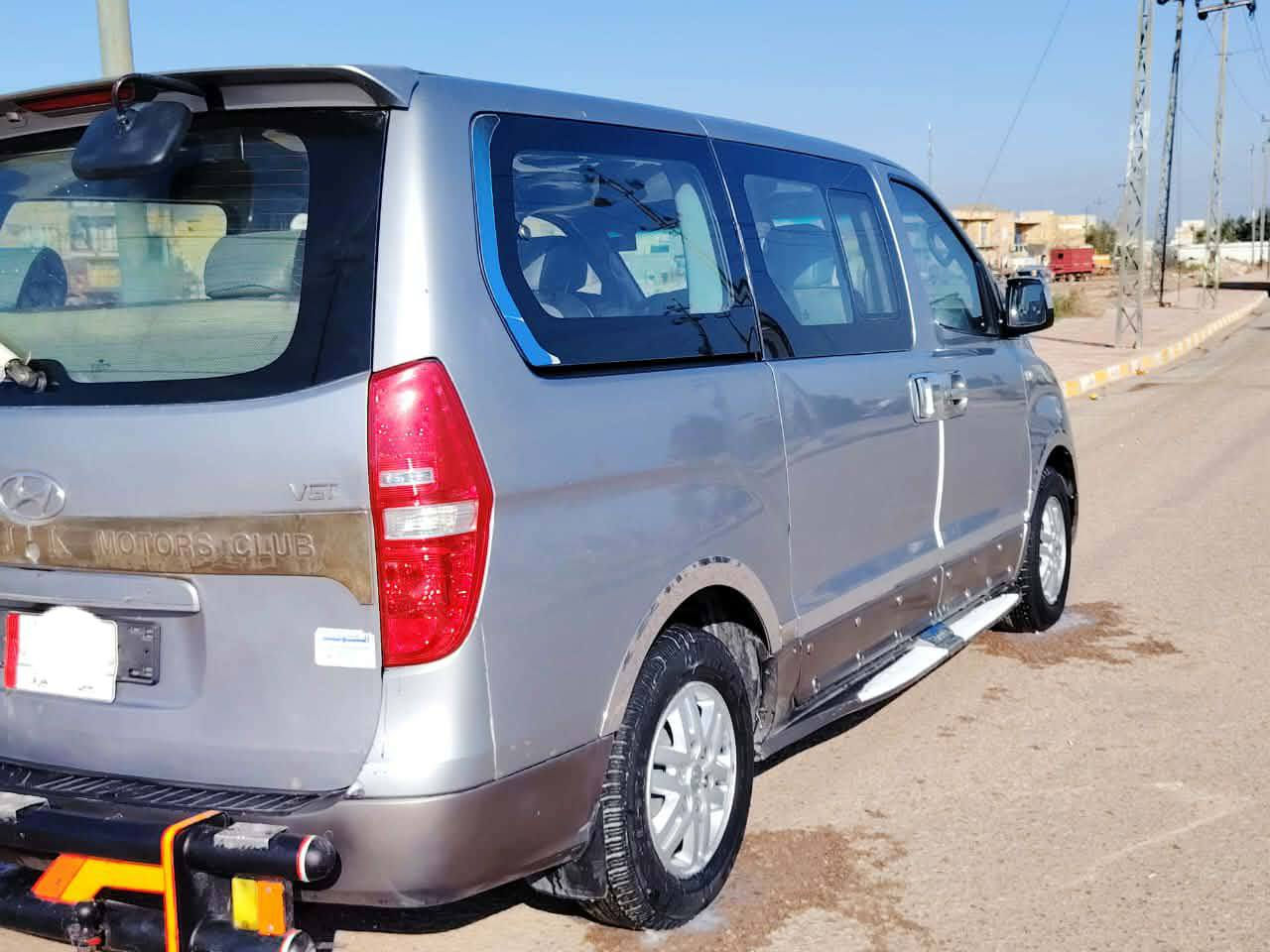 السلام عليكم ستاركس للبيع
موديل 2018 مسكر 
بيها صبع بل جاملغ الخلفي مال شركه 
سياره حلوه وخير من الله 
الستفسار التصال علا الرقم 
***********
