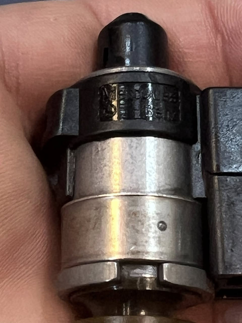 سلام عليكم اخواني 
قطعة بالباكيت جزء من ناقل حركة مارسيدس بنز 
كامل مع باقي التفاصيل 
السعر 
فقط 125 الف 
توصيل موجود كافة المحافظات
***********
