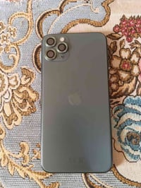 آيفون ١١ برو ماكس • ٢٥٦ • بطارية ٩٤٪