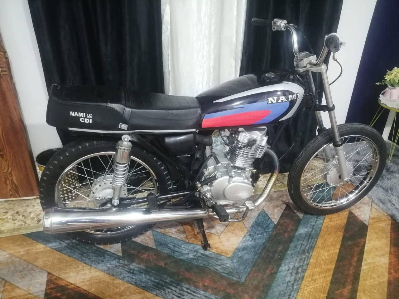 السلام عليكم نامة شلامجه تعمير 2025  ما بيه أي نقص  جديده سعر 500 وبيها مجال حك الجيه هاذ رقمي *********** بي وتساب مكاني البصره
