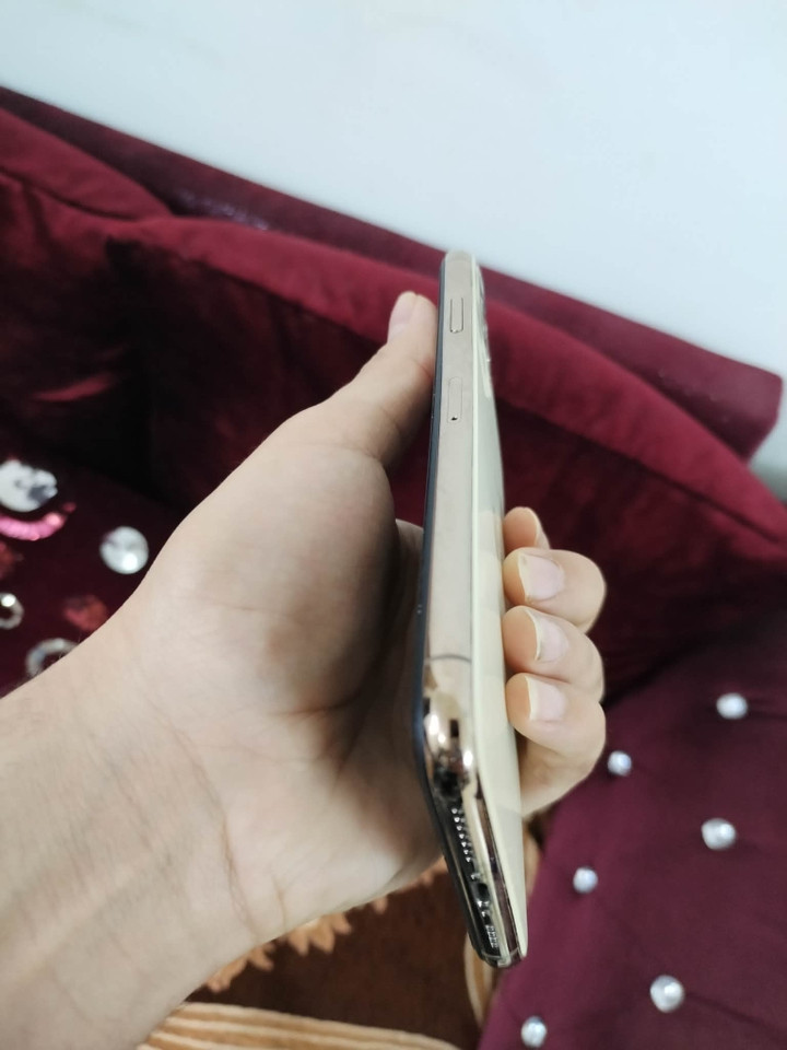 11برو ماكس ذكره 256 دبل سم  شاشه مبدله بطاريه ١٠٠ ا السعر 230بي مجال حك جيتك بس   ***********
