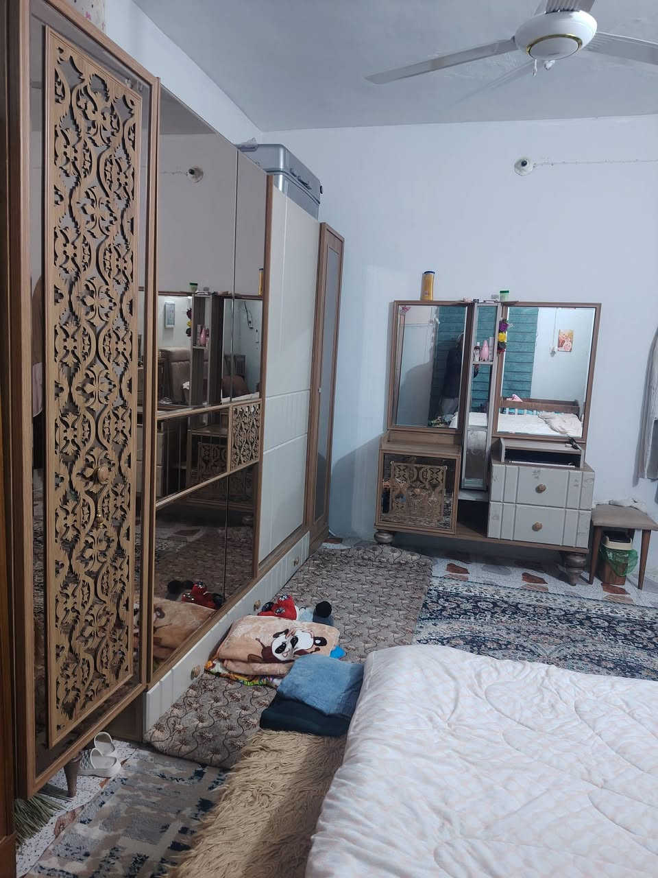 السلام عليكم غرفه تركيه مودرن للبيع نضيفه جدآ السعر مليون وربع بيه مجال الشد والنقل مجاني مع صيانه مجانيه لمدة سنه اتصال على رقم ***********
