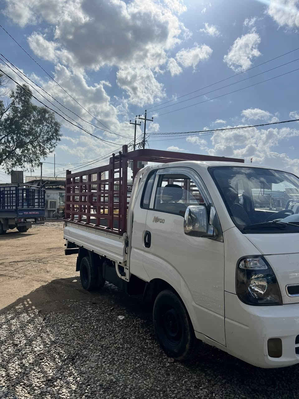 كيا بنجو 2016 للبيع
رقم ديالى إنكليزي باقي على استلام اللوحات
بيها صبغ فقط بنيد 
السيارة حلوة وجاهزة 
السعر105$وبيها مجال 
العنوان ديالى خان بني سعد 
للاستفسار***********
