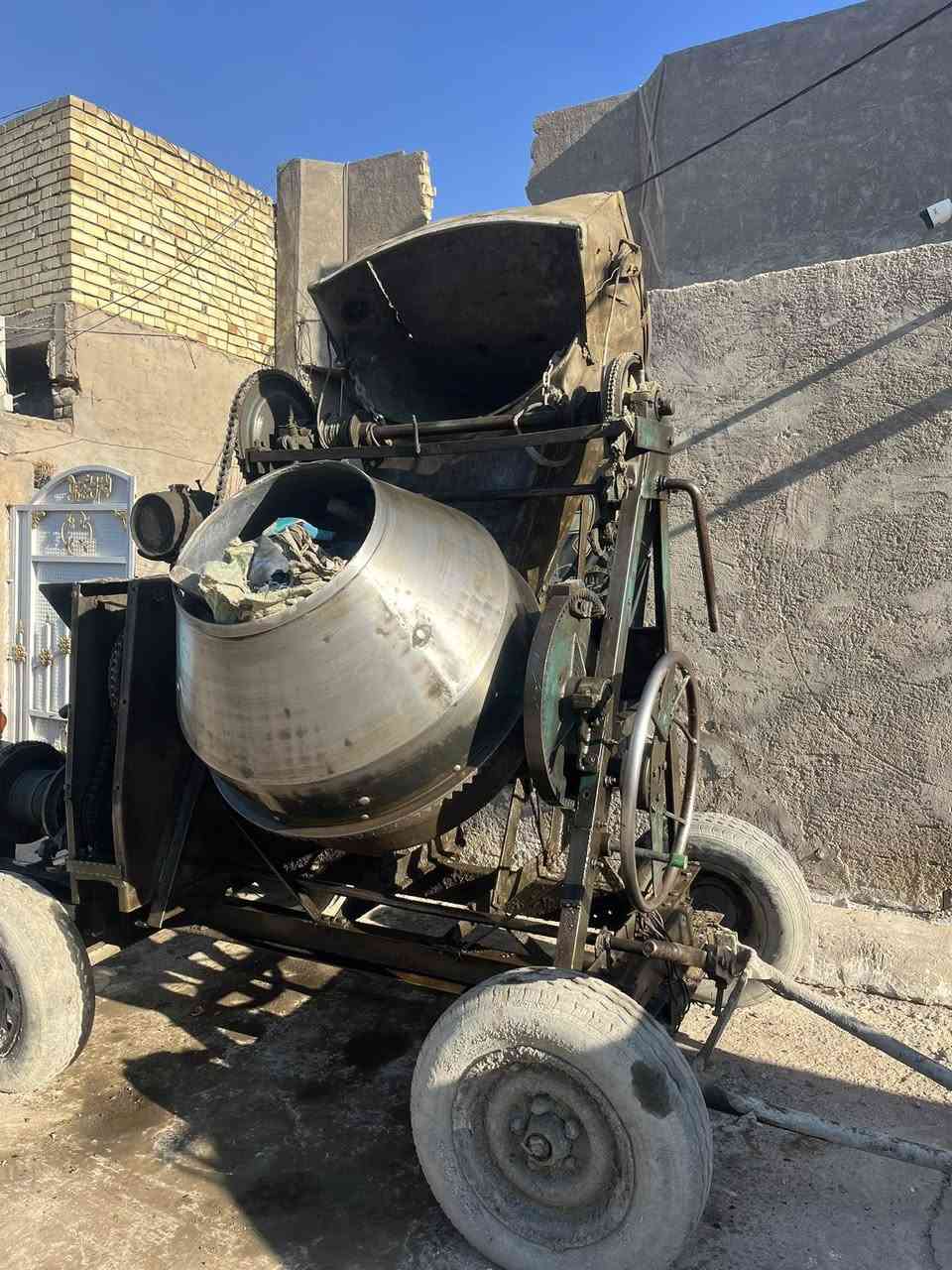 خباطه البيع مكان بغداد موديل 81 رقم    '***********
