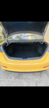 الانترا ١٧ حادث موجود بصورة ربع جاملغ وربع بنيد بدون دواخل سياره جديده...