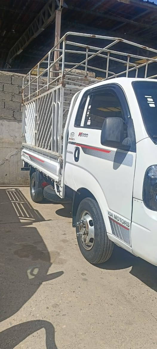 كية فحل للبيع موديل٢٠١١
مكينة مكفولة
كير مكفول
اكسل مكفول طخم تاير الصدر كله جديد 
بيه باب صبغ والباب الثانى بيه بارد بيه تكه شاصي بالبدايه والباقي كله كدام العين السعر مطلوب 105 بيه مجال
***********
