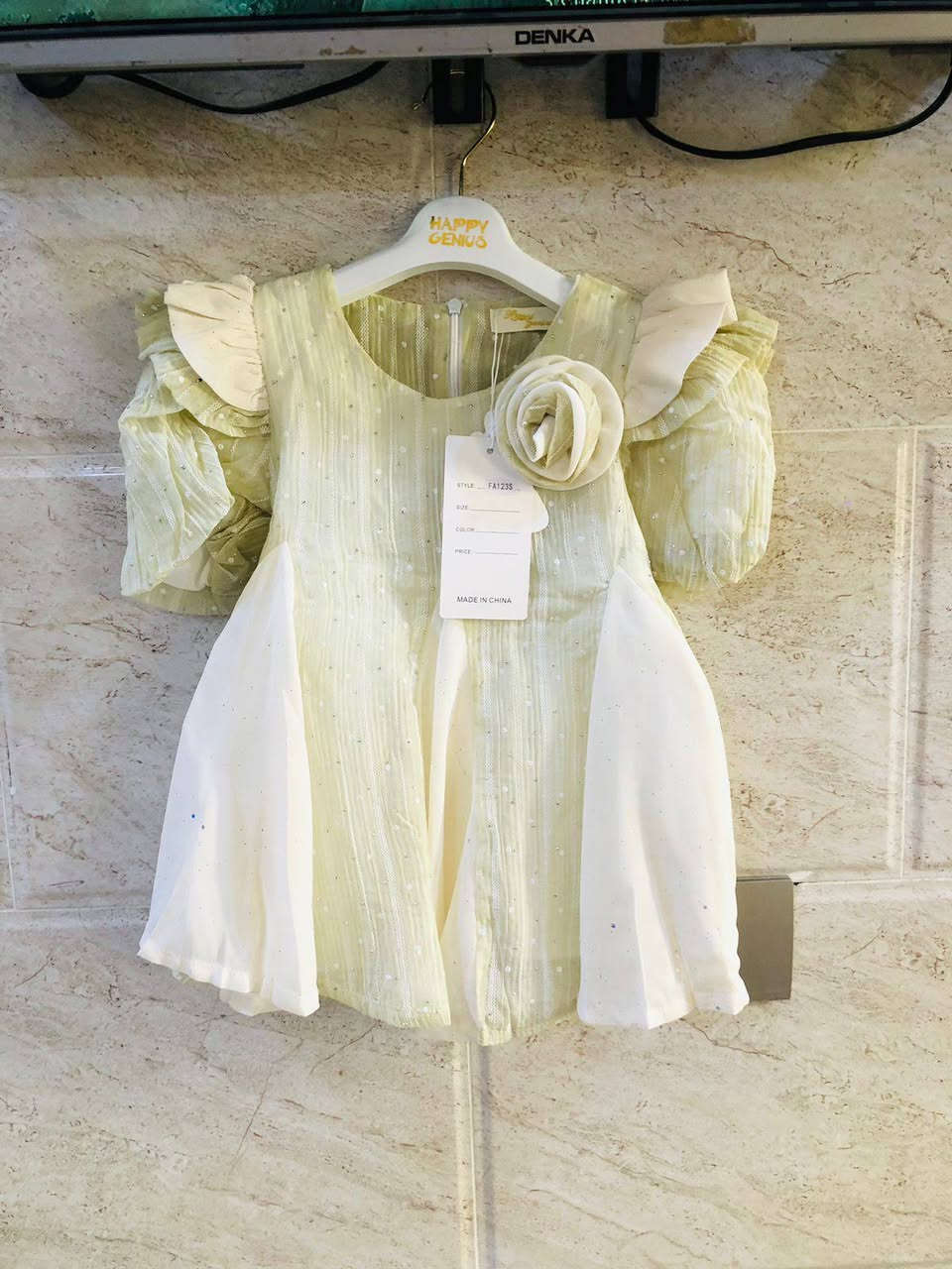 كوزمتك هلا 
فساتين بناتيه من عمر 1الى 7سنوات


**إذا كنت صاحب هذا الإعلان وتريد حذفه لأي سبب، رجاءا أرسل رسالة إلى الدعم الفني**